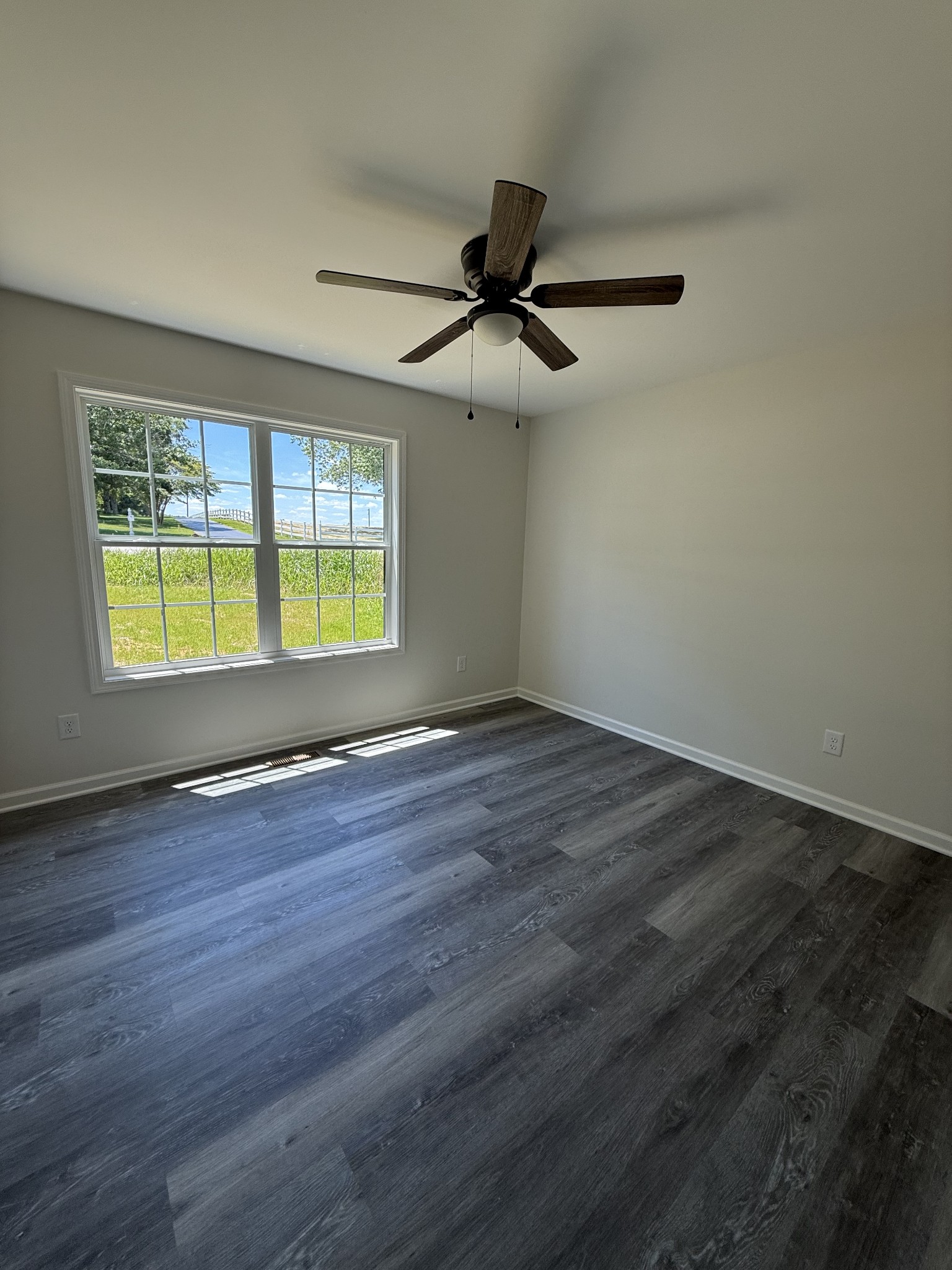 1615 Carthage Road Red Boiling Springs, TN 37150 - Photo 13 of 14