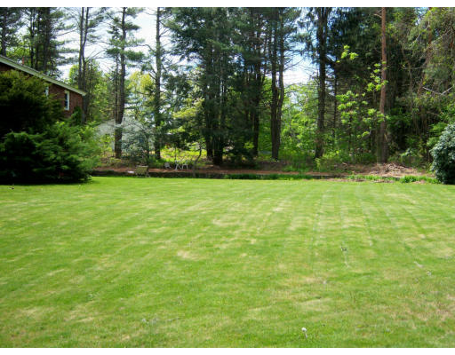 2 East Park Road Sterling, MA 01564 - Photo 18 of 18 Gallery Image 18