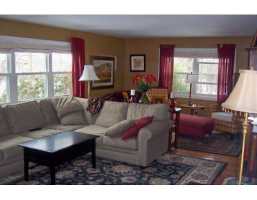2 East Park Road Sterling, MA 01564 - Photo 5 of 18 Gallery Image 5