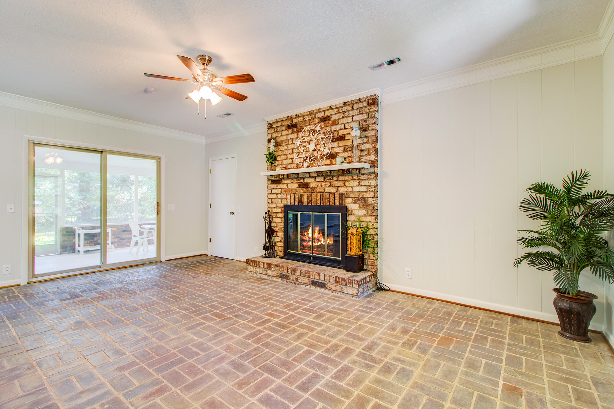 106 Arbor Road Summerville, SC 29485 - Photo 12 of 35 7