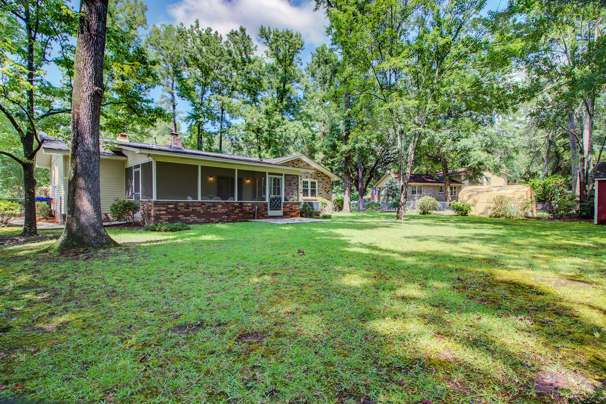 106 Arbor Road Summerville, SC 29485 - Photo 32 of 35 22