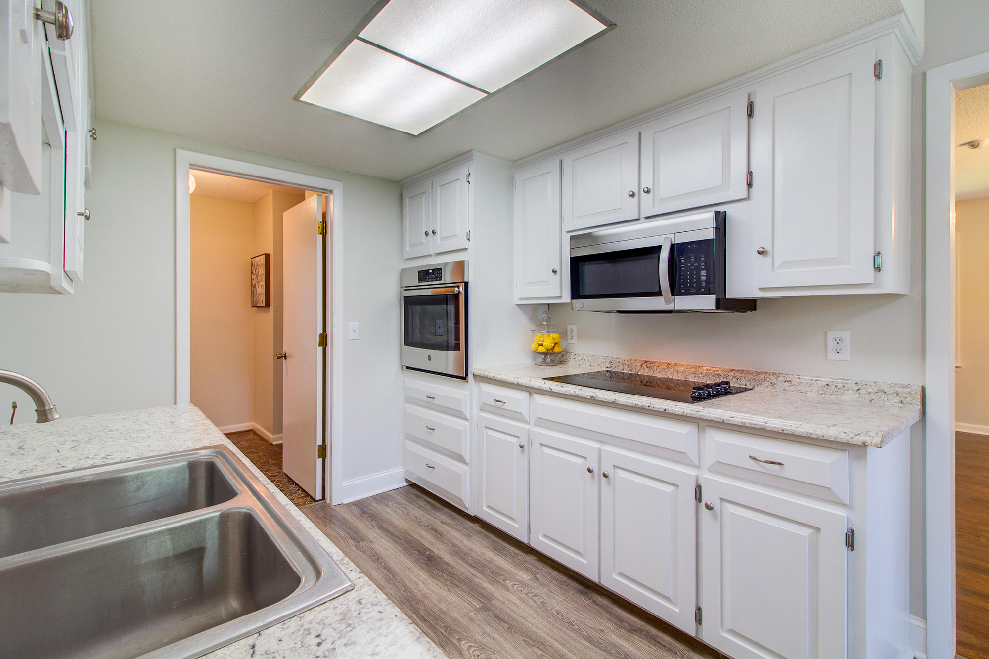 106 Arbor Road Summerville, SC 29485 - Photo 7 of 35 11