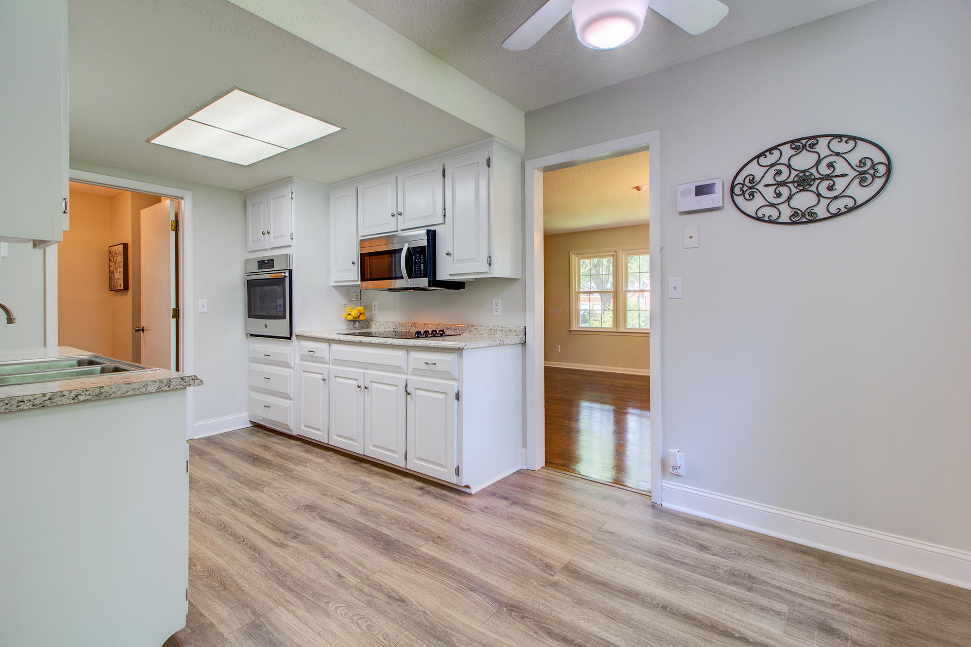 106 Arbor Road Summerville, SC 29485 - Photo 10 of 35 10