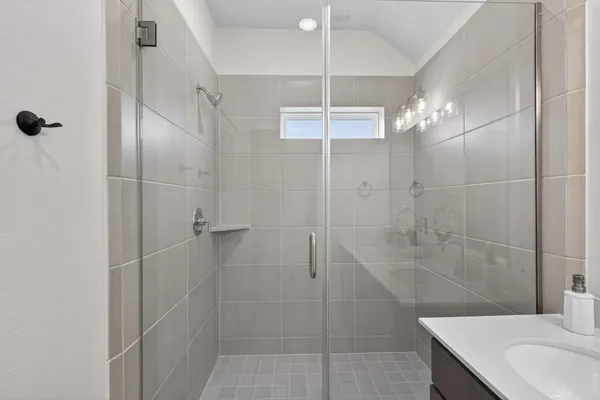 $2,350 | 9111 Highland Northern Way, Houston, TX 77088