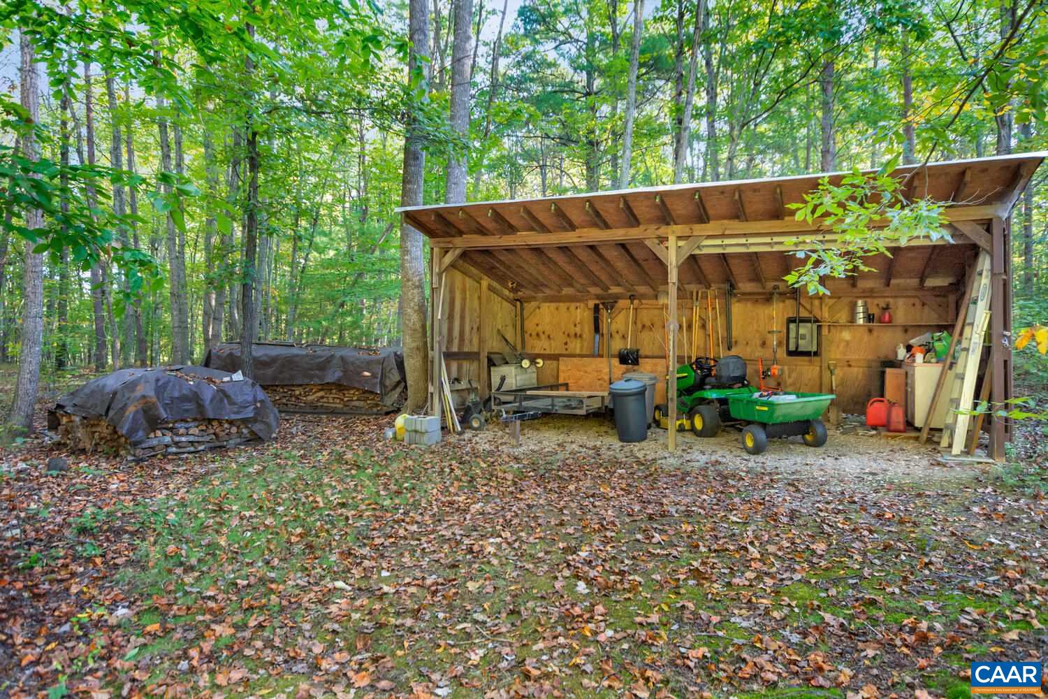 2706 Paddock Wood Road Keswick, VA 22947 - Photo 13 of 42 a view of a car garage