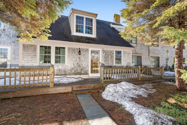 $449,000 | 724 Route 28, Unit 2D, Harwich, MA 02646