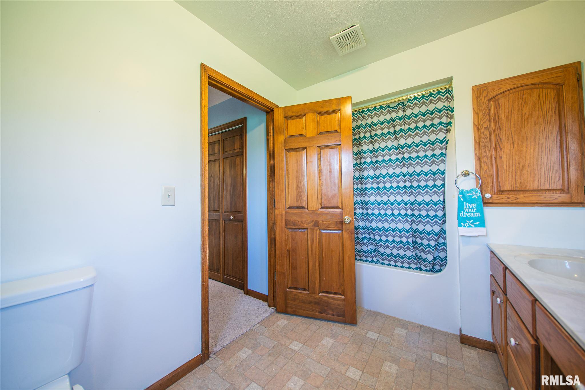 11276 Van Horn Road Benton, IL 62812 - Photo 25 of 39