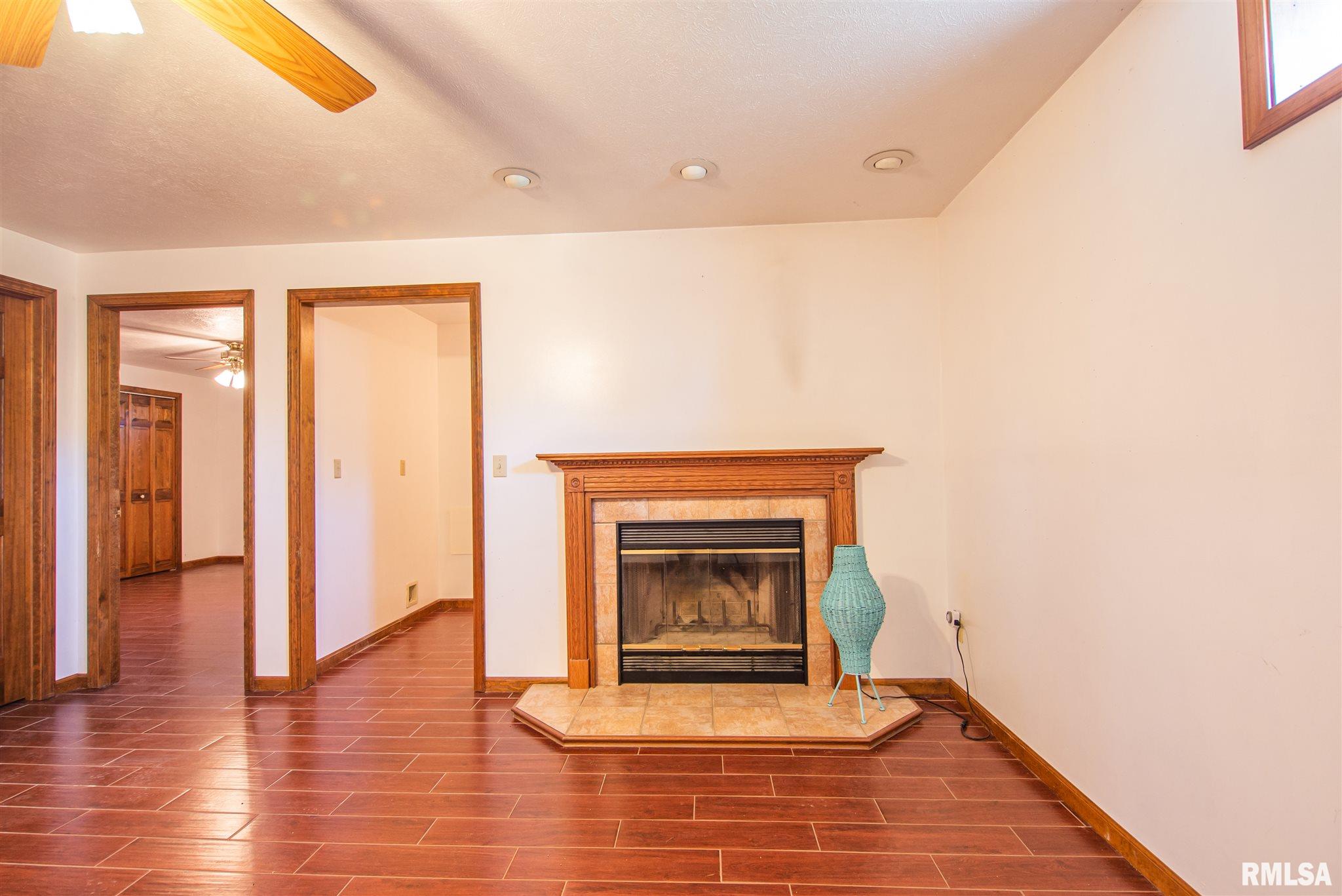 11276 Van Horn Road Benton, IL 62812 - Photo 30 of 39
