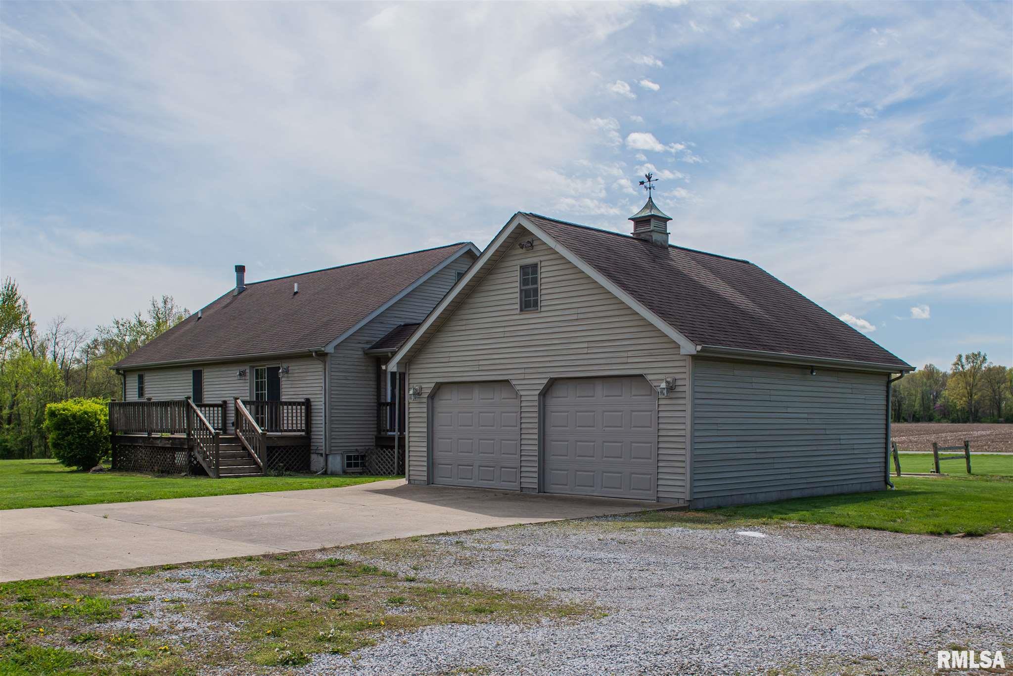 11276 Van Horn Road Benton, IL 62812 - Photo 3 of 39