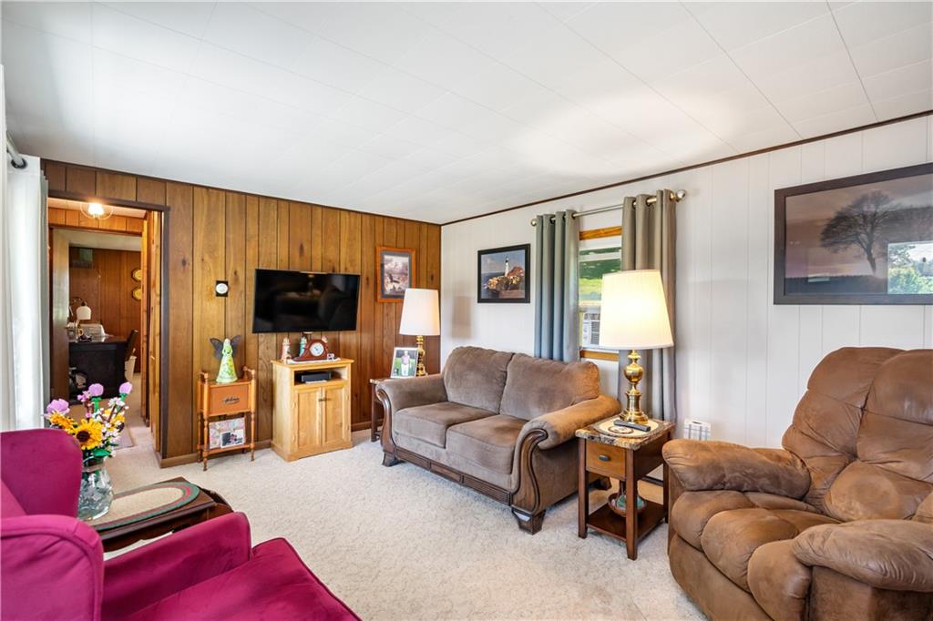 165 Strawcutter Road Derry, PA 15627 - Photo 11 of 21 Gallery Image 11