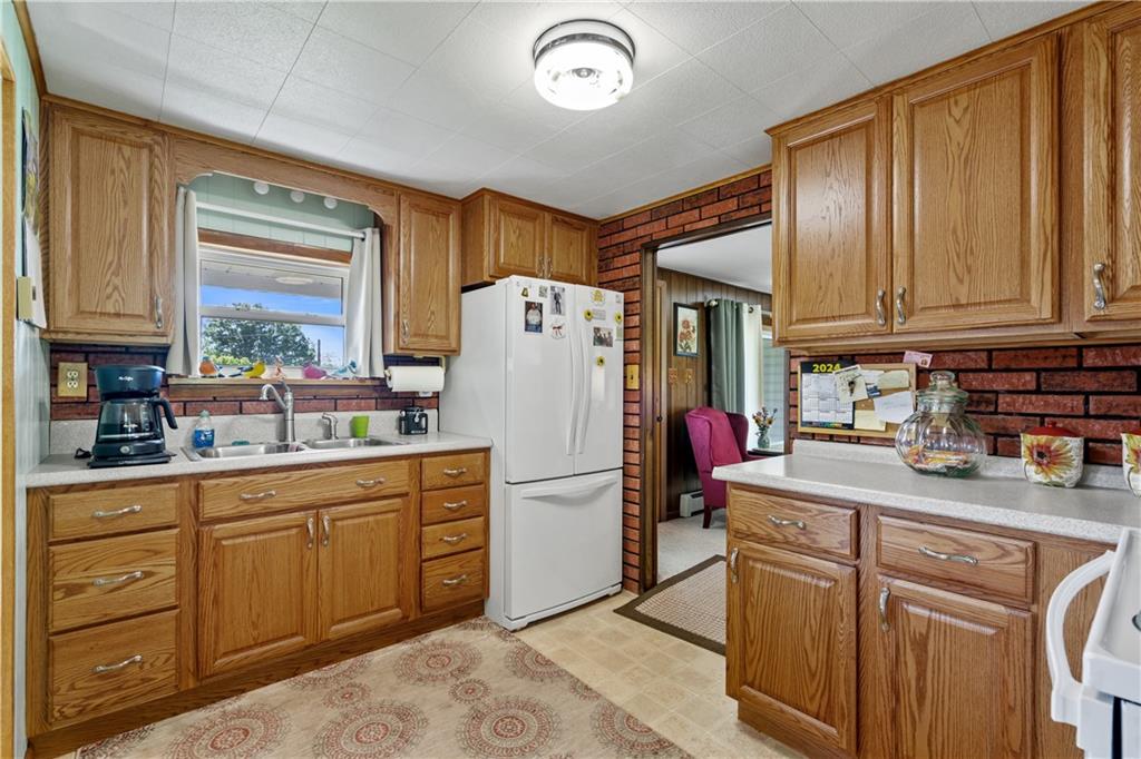 165 Strawcutter Road Derry, PA 15627 - Photo 15 of 21 Gallery Image 15