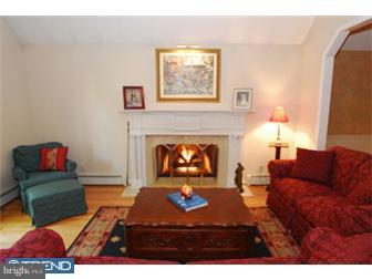 620 Baron Dekalb Road Wayne, PA 19087 - Photo 4 of 9 Living Room