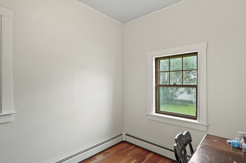 34-36 Stebbins Street Worcester, MA 01607 - Photo 13 of 40 Gallery Image 13