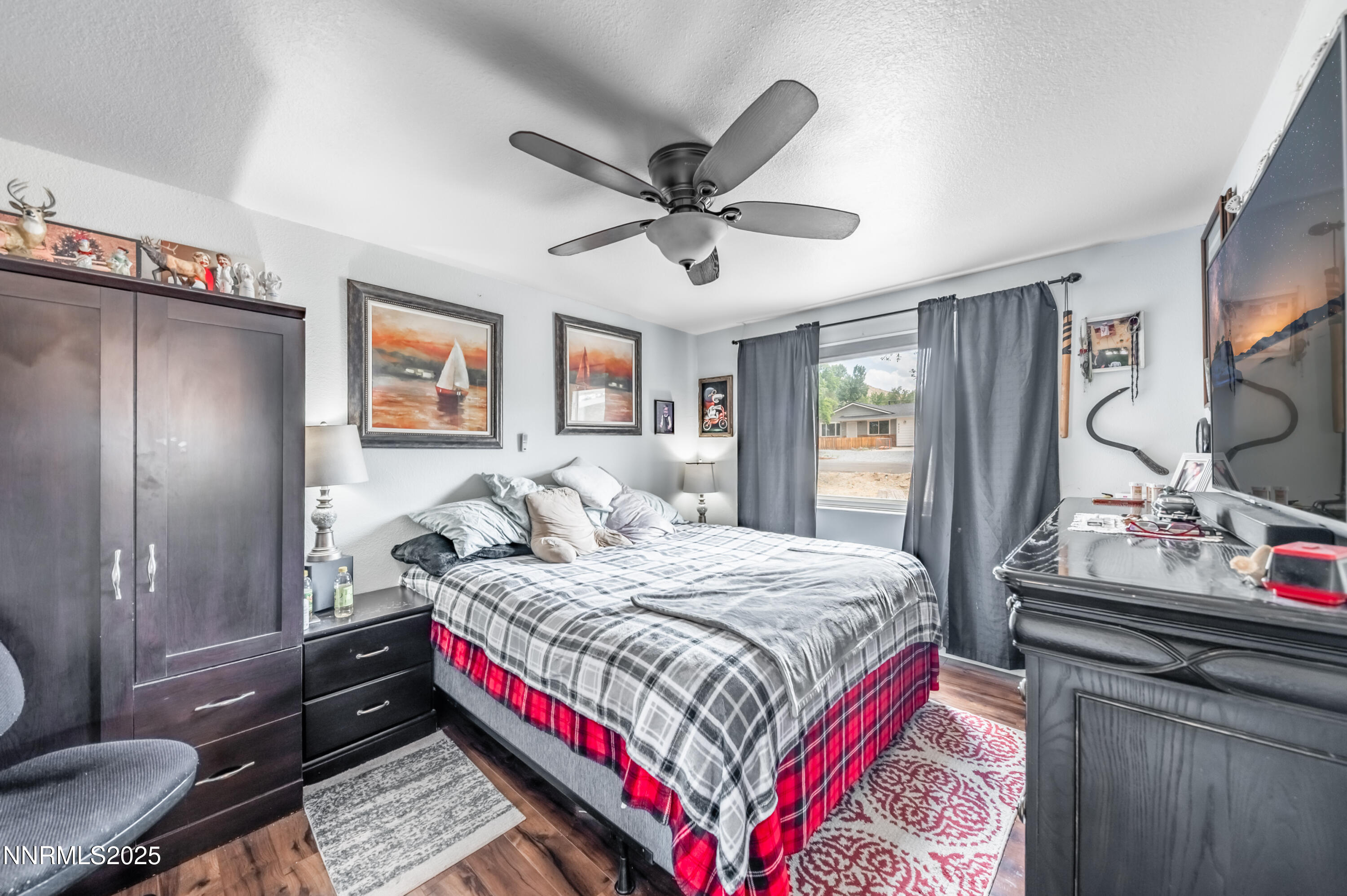9365 Gremlin Way Reno, NV 89506 - Photo 20 of 33 g-1022
