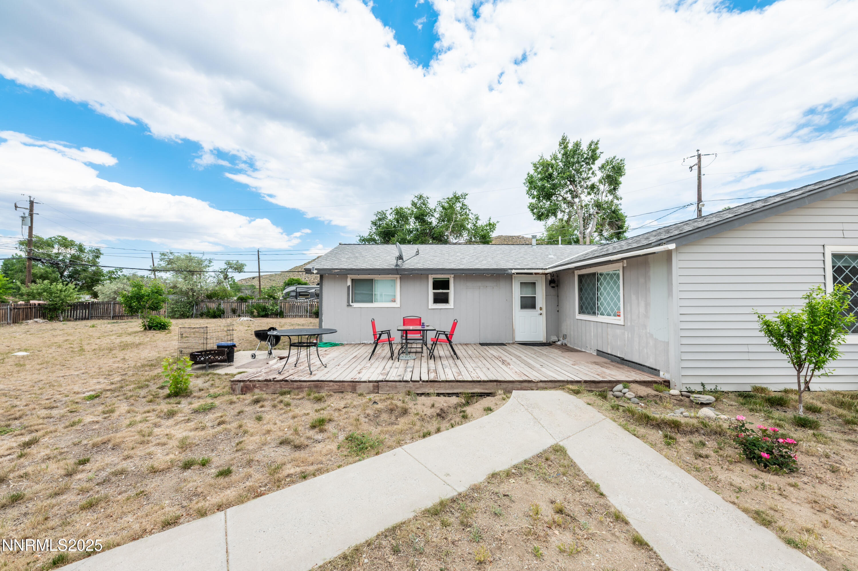 9365 Gremlin Way Reno, NV 89506 - Photo 27 of 33 g-1027