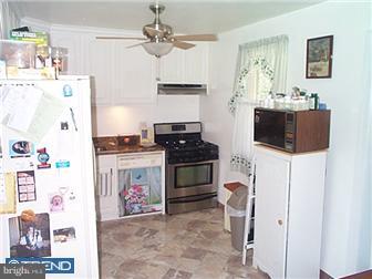 10714 Philcrest Road Philadelphia, PA 19154 - Photo 2 of 12 Gallery Image 2