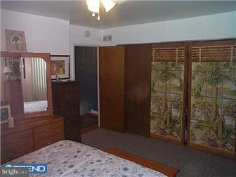 10714 Philcrest Road Philadelphia, PA 19154 - Photo 5 of 12 Gallery Image 5