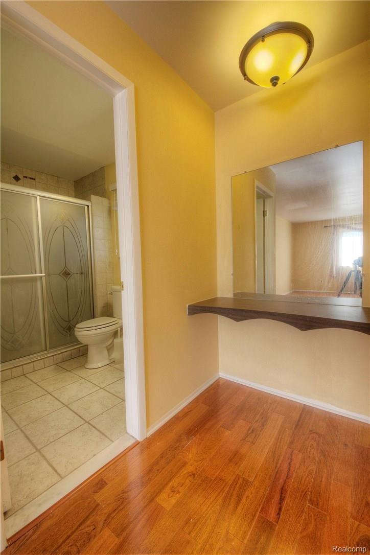 7458 Kingsbridge Road Canton, MI 48187 - Photo 22 of 39 22 MB.jpg