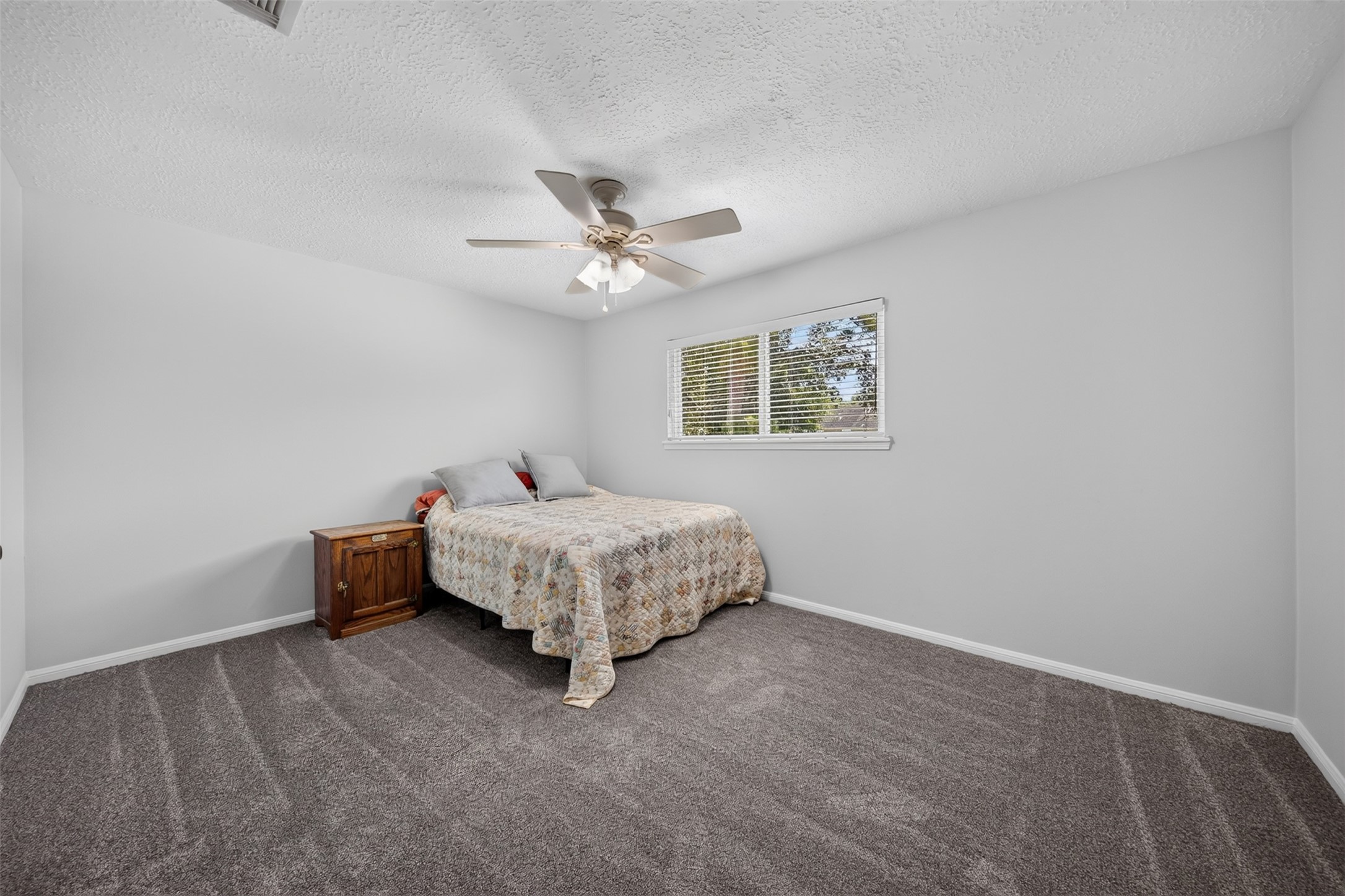 5211 Nodaway Lane Spring, TX 77379 - Photo 26 of 41 Secondary Bedroom no. 3 on 2nd level.