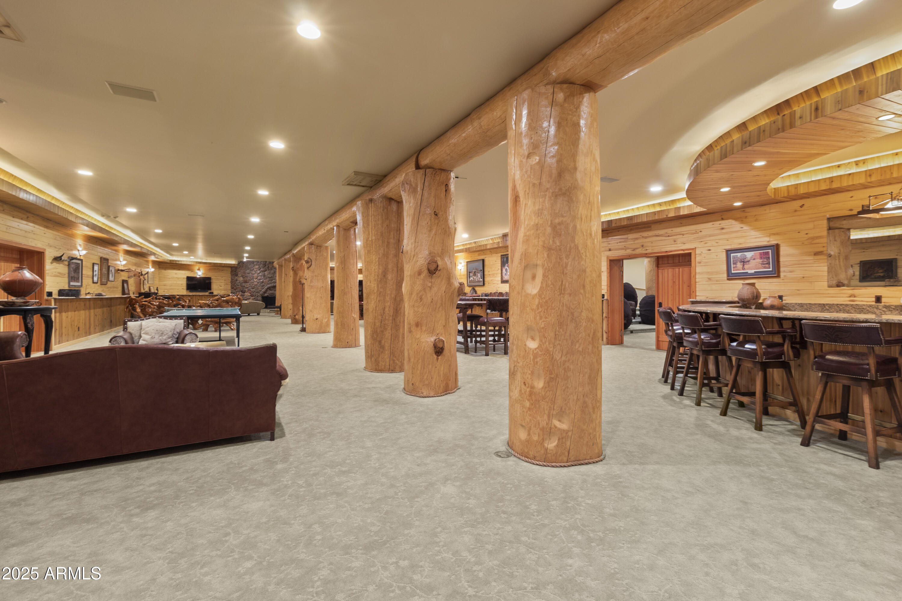 1613 Black Canyon Road Heber, AZ 85928 - Photo 41 of 98 a living room with lots of furniture and kitchen view