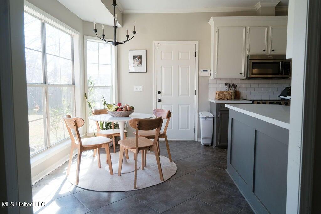 613 Spring Grove Madison, MS 39110 - Photo 8 of 18 20240109174327047603000000-o