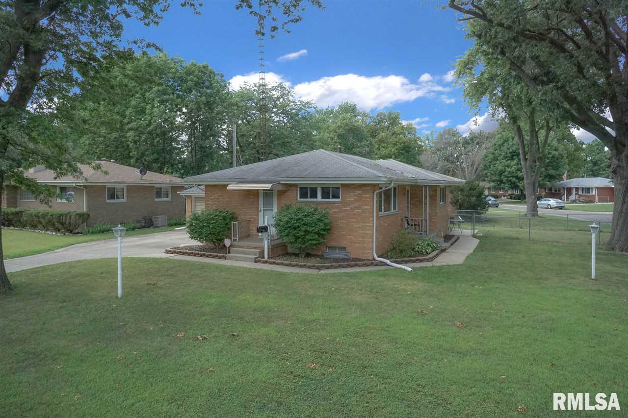 4 Monica Court Springfield, IL 62702 - Photo 33 of 36