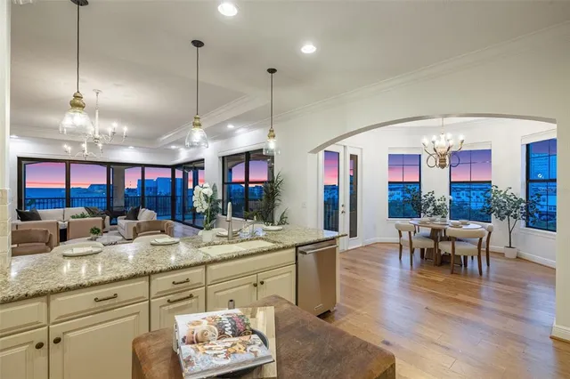 $1,854,900 | 5703 Yeats Manor Drive, Unit 401, Tampa, FL 33616