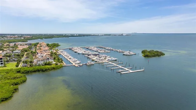 $1,854,900 | 5703 Yeats Manor Drive, Unit 401, Tampa, FL 33616