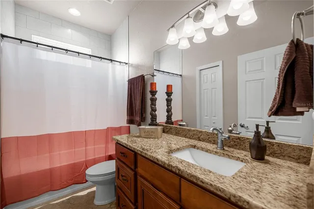 $260,000 | 2120 Northeast 37th Court, Ocala, FL 34470