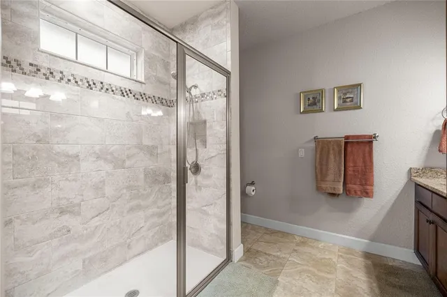 $260,000 | 2120 Northeast 37th Court, Ocala, FL 34470