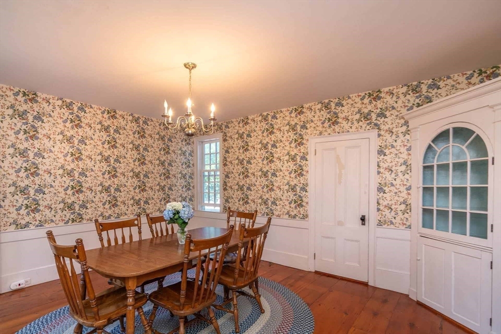 34 School Street Edgartown, MA 02539 - Photo 15 of 42