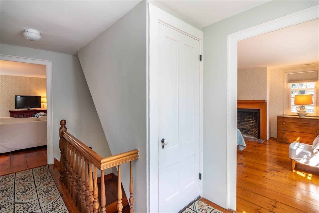 34 School Street Edgartown, MA 02539 - Photo 26 of 42