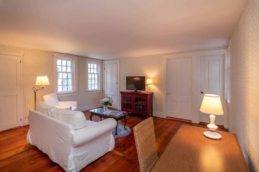 34 School Street Edgartown, MA 02539 - Photo 35 of 42