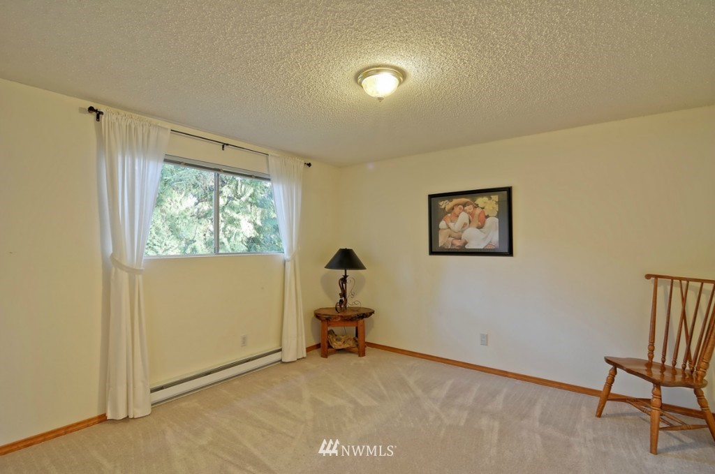 21126 7th Avenue West Bothell, WA 98021 - Photo 9 of 18