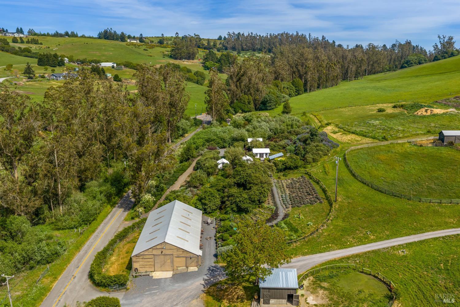 4707 Bloomfield Road Petaluma, CA 94952 - Photo 32 of 97