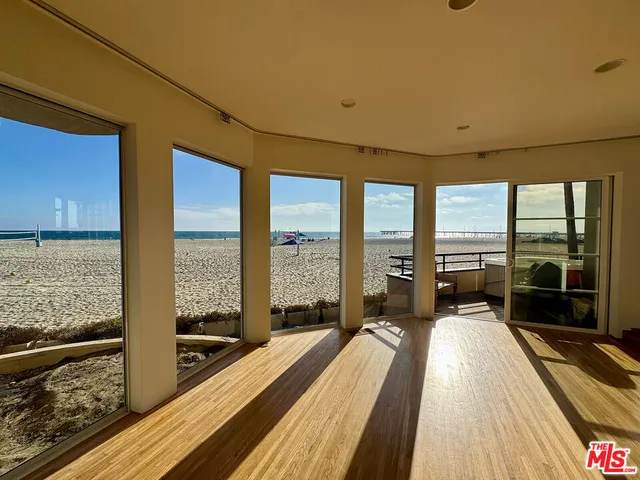 $15,000 | 3505 Ocean Front Walk, Marina del Rey, CA 90292