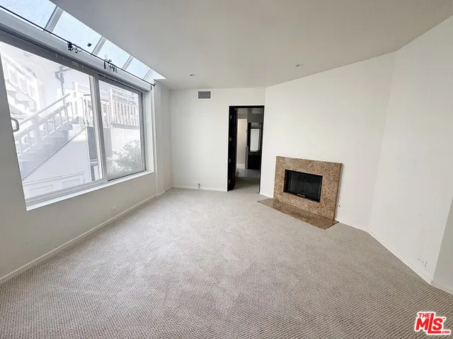 $15,000 | 3505 Ocean Front Walk, Marina del Rey, CA 90292