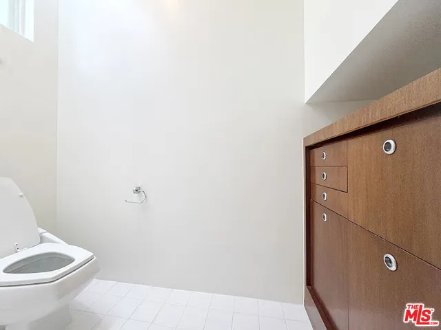 $15,000 | 3505 Ocean Front Walk, Marina del Rey, CA 90292