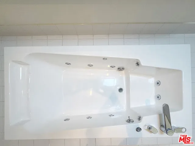 $15,000 | 3505 Ocean Front Walk, Marina del Rey, CA 90292