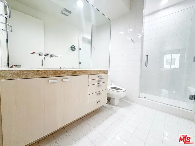 $15,000 | 3505 Ocean Front Walk, Marina del Rey, CA 90292