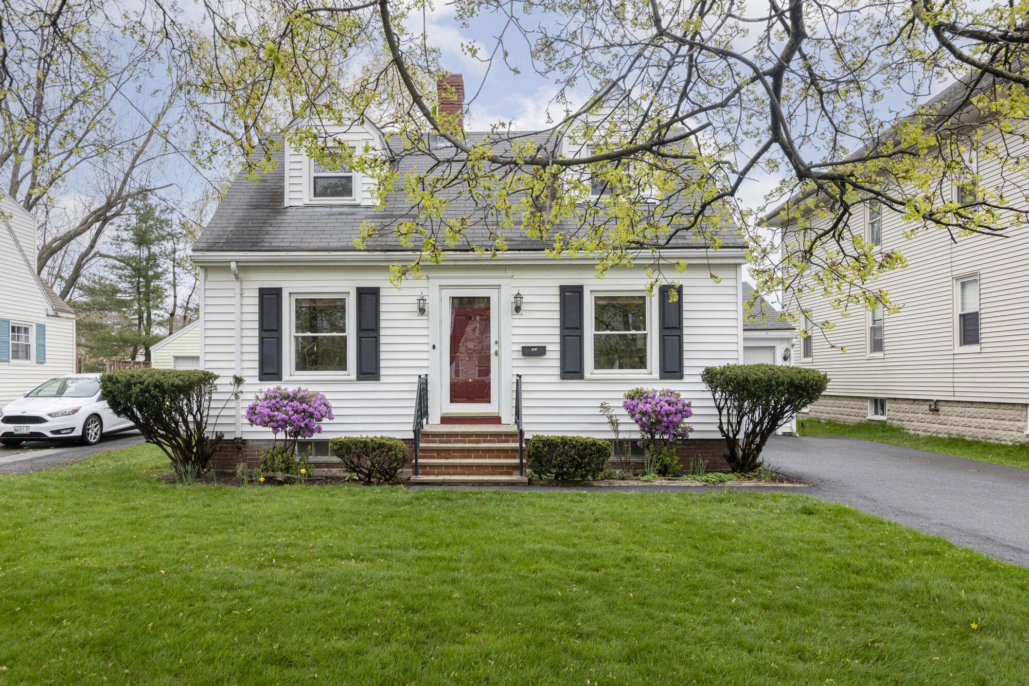 27 Caleb Street Portland, ME 04102 - Photo 1 of 38 Front Exterior