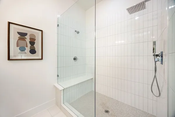 $2,950 | 1713 Mary Street, Houston, TX 77026