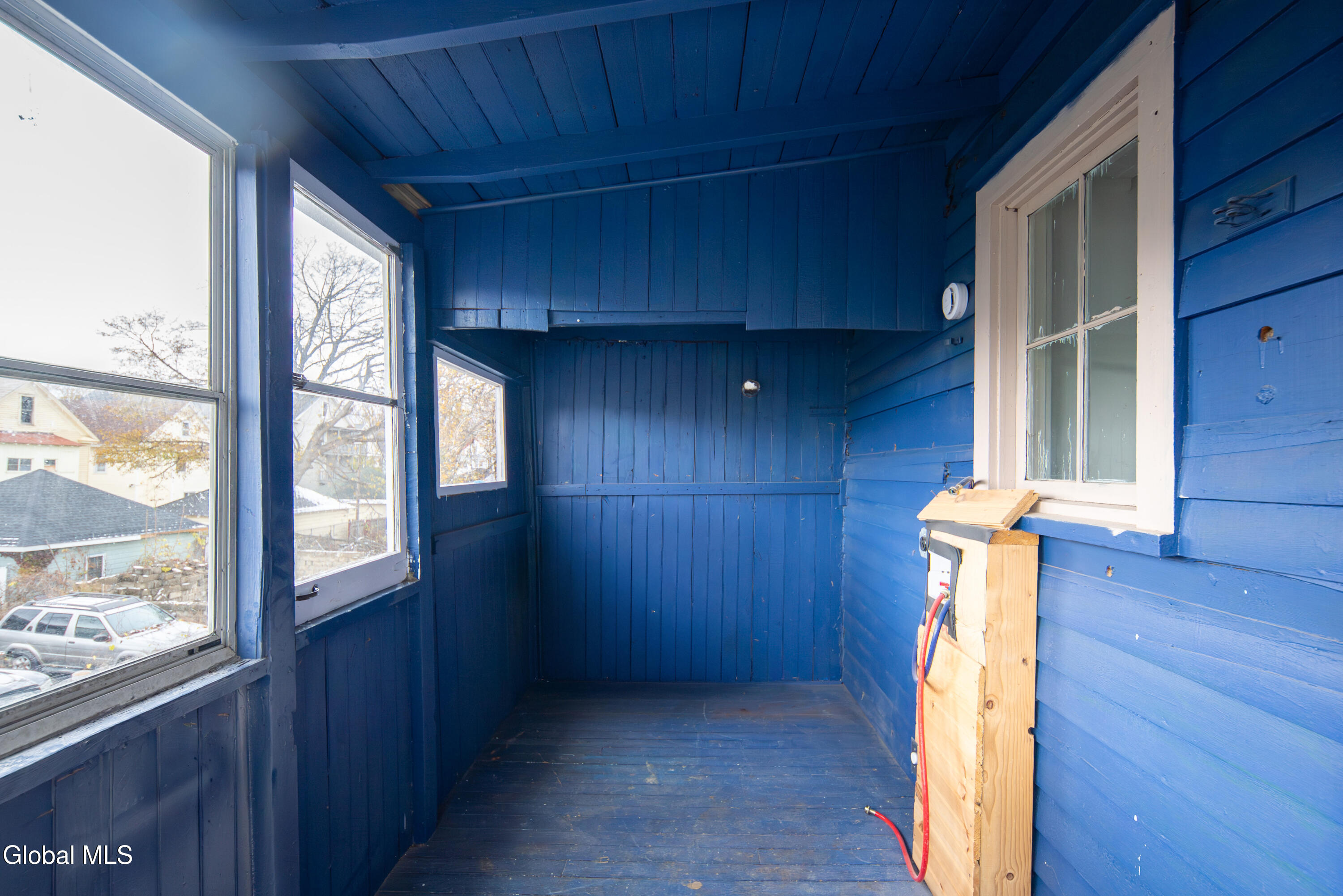 22 Swan Street, Unit 2 Schenectady, NY 12307 - Photo 30 of 35 029