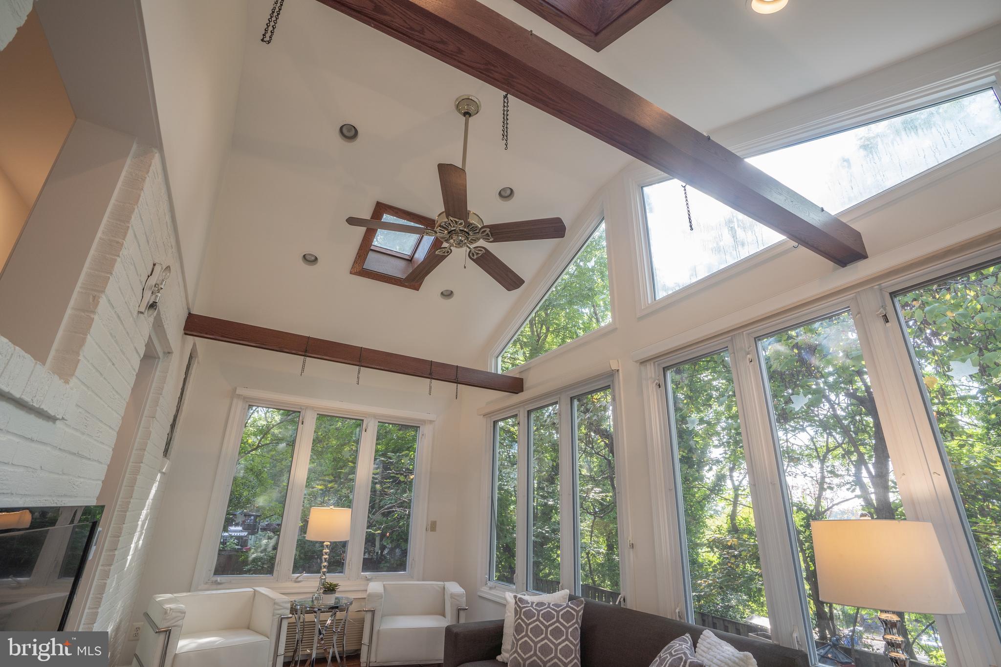 180 Cambridge Road Alexandria, VA 22314 - Photo 15 of 40 Gallery Image 15