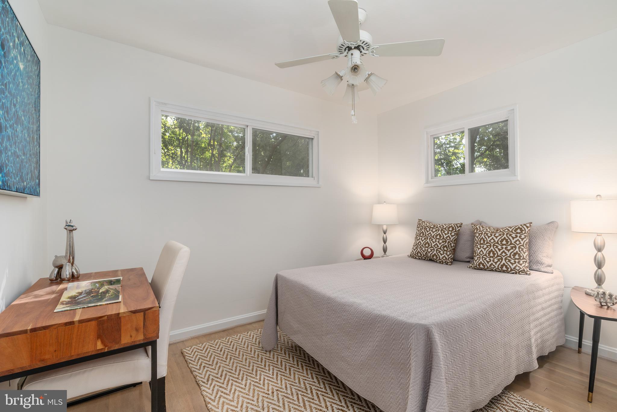180 Cambridge Road Alexandria, VA 22314 - Photo 21 of 40 Third bedroom