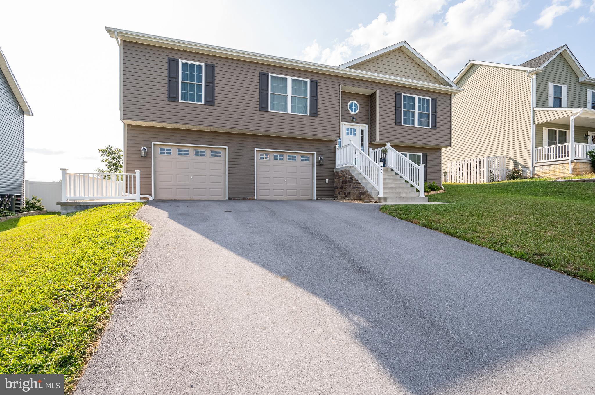 45 Shelby Road Inwood, WV 25428 - Photo 3 of 58