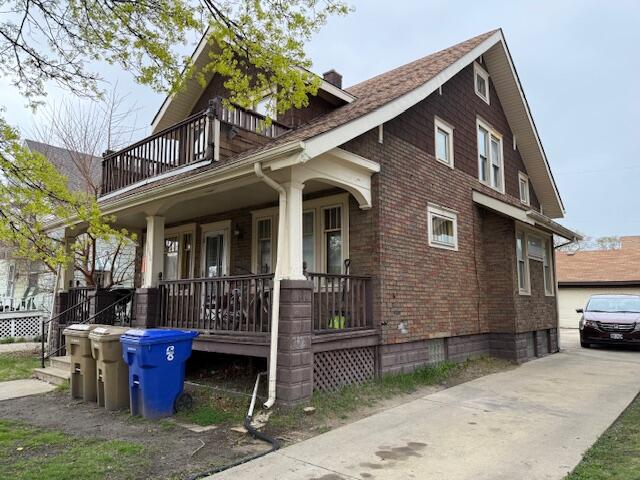 1606 59th Street Kenosha, WI 53140 - Photo 3 of 9 IMG_9859