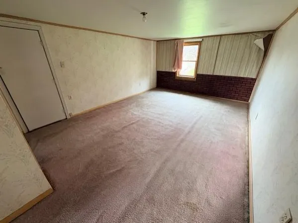 $160,000 | 2440 Race Track Road, Youngwood, PA 15697