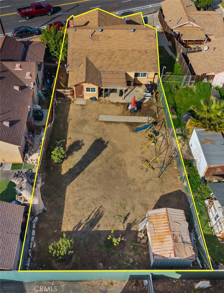 1816 Main Street Riverside, CA 92501 - Photo 26 of 34 an aerial view of a house with a yard
