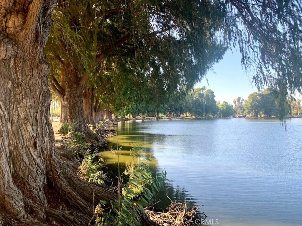 1816 Main Street Riverside, CA 92501 - Photo 33 of 34 a view of lake